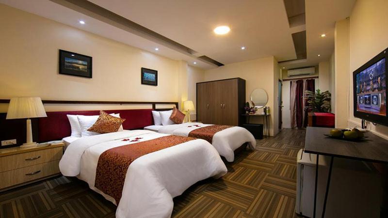 Khach San Thu Do Formerly Impressive Hotel 河内 外观 照片